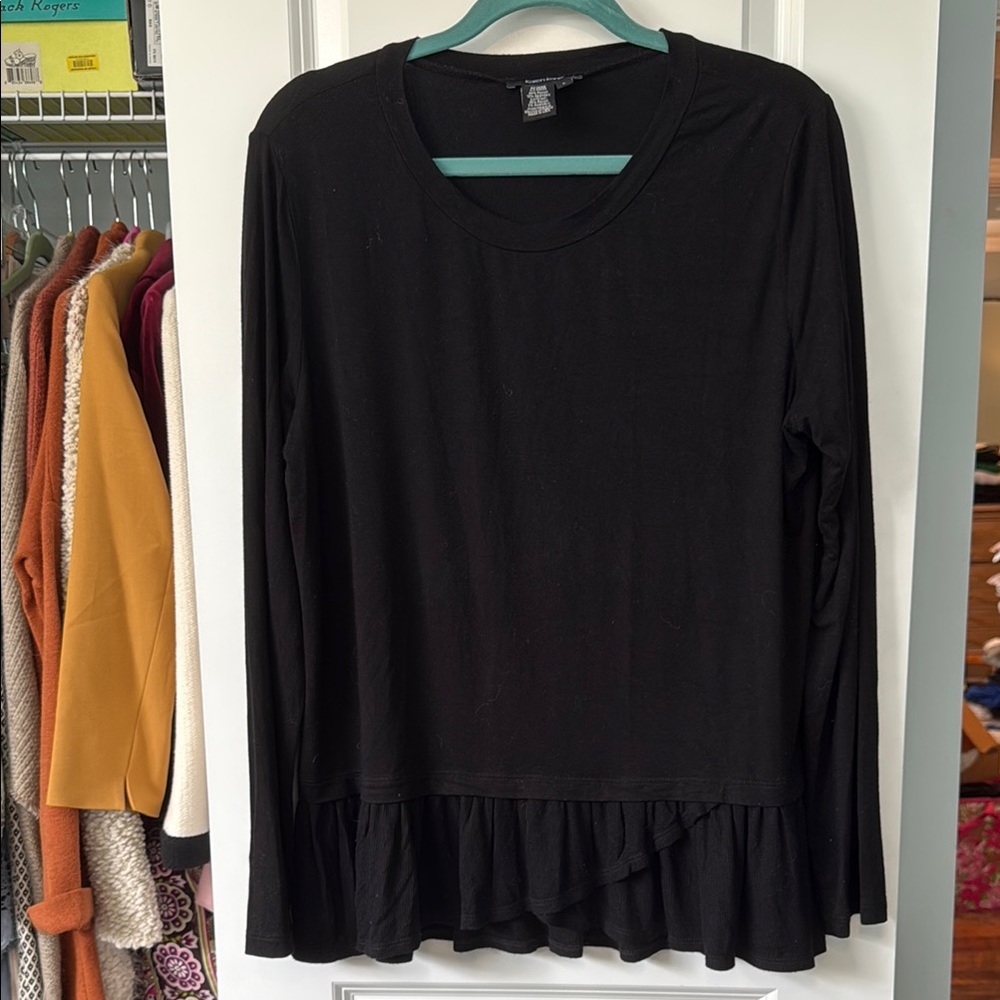 Karen Kane Black top